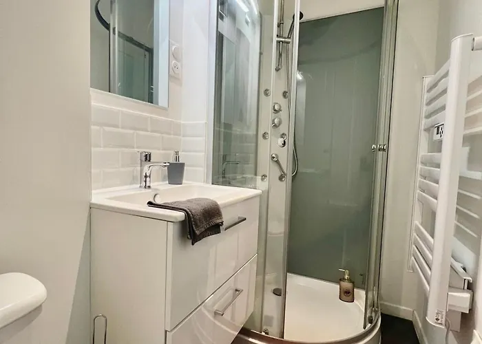 Rio - Confortable Avec Jardin D'été I Proche Gare Et Centre * Châtellerault